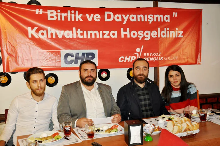 CHP Beykoz'da gençlerle kahvaltı yaptı 3 chp beykoz da genclerle kahvalti yapti 17 O NEYwvLa5