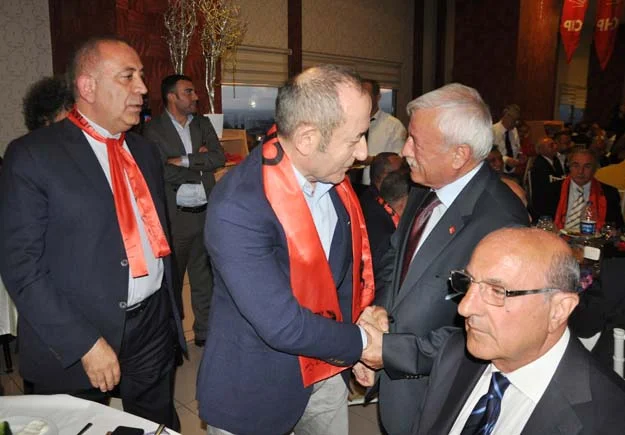 CHP Beykoz İlçe Örgütü'nden gövde gösterisi 3 chp db sec 21 qpvmV1WmS7