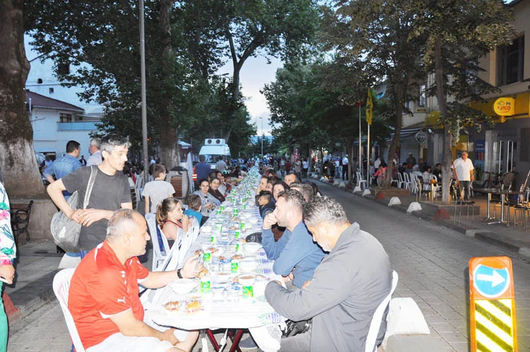 CHP, iftarda Beykozluları ağırlamaya devam ediyor 1 chp if pasa 1 DmUe9bLiAt