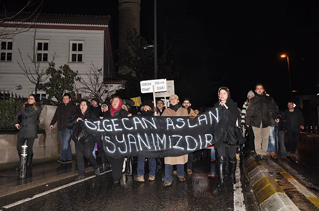 chp ozgecanaslan protesto db 11 E9w8ZSUb0Z