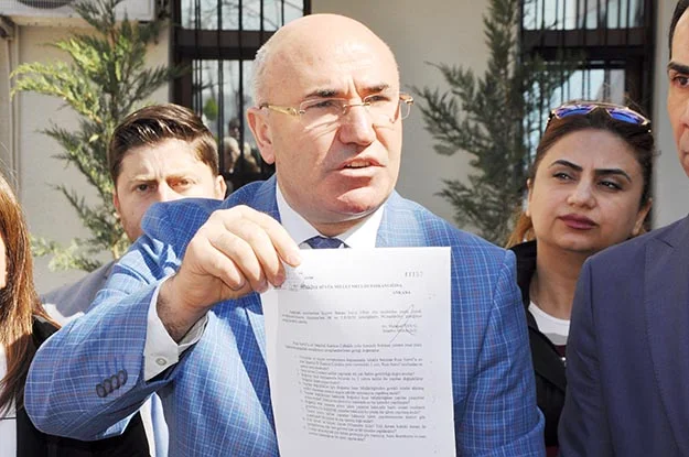 Beykoz Adliyesi'nde Sarraf davası başladı 6