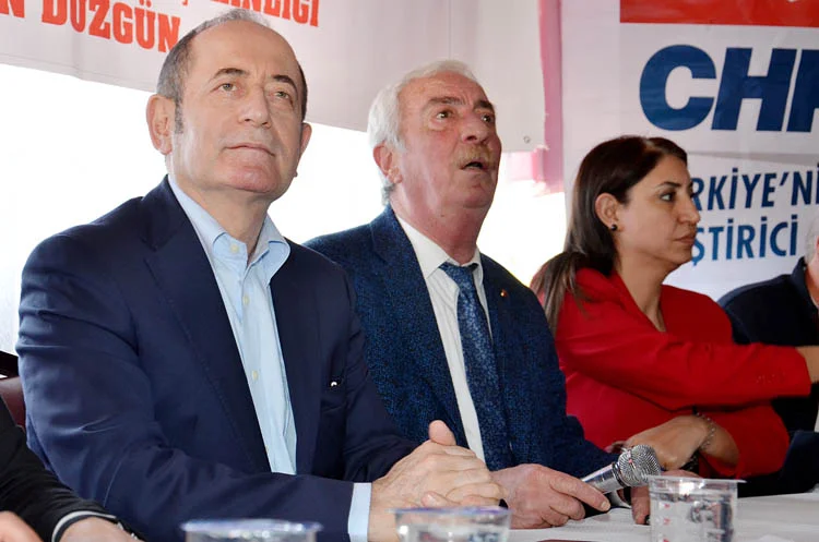 'Beykoz Belediye Başkanı gelecek dediler...' 2 chpsekreterihamzaceb dp0sCUAU5L