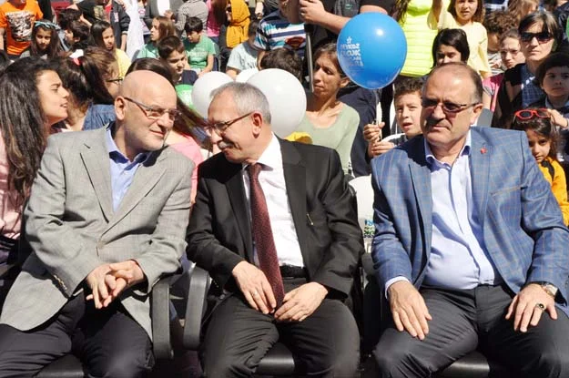 2. Beykoz Çocuk Kitapları Fuarı'na muhteşem açılış 1 cocuk fuari beykoz 2016 8 owc fH5XCh