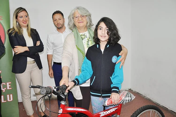 Beykoz’da başarı hayallere kavuşturur 1 cocuk hay KbryeMI8KP