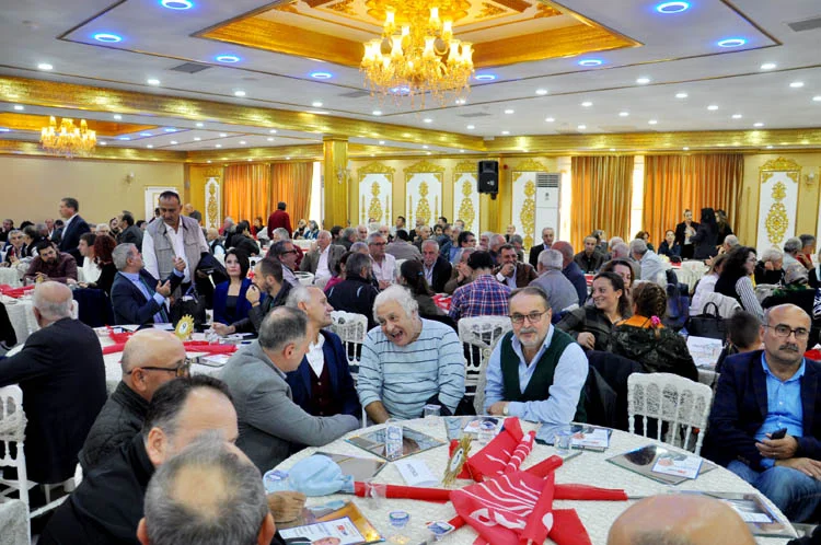 Coşkun Tosun, ‘Beykoz'da ben de varım’ dedi 4 coskun tosun beykoz da ben de varim dedi 1 kOK2v6uKMH