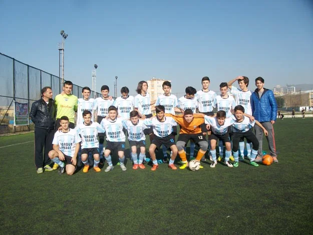 Çubuklu U-16'da şov yaptı: 1-7 1 cubuk u 16 2 pXane E4oi