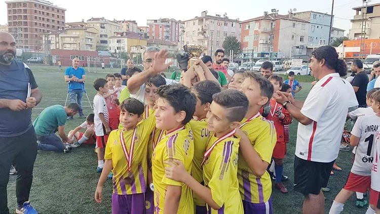 Çakmak Turnuvası’nın şampiyonu Çubuklu minikleri 1 cubuklu 3 bwlKfhWPSu