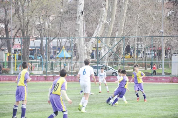 Çubuklu U – 14 tutunamadı 1 cubuklu u14 tt 2 nikvA4gzVJ