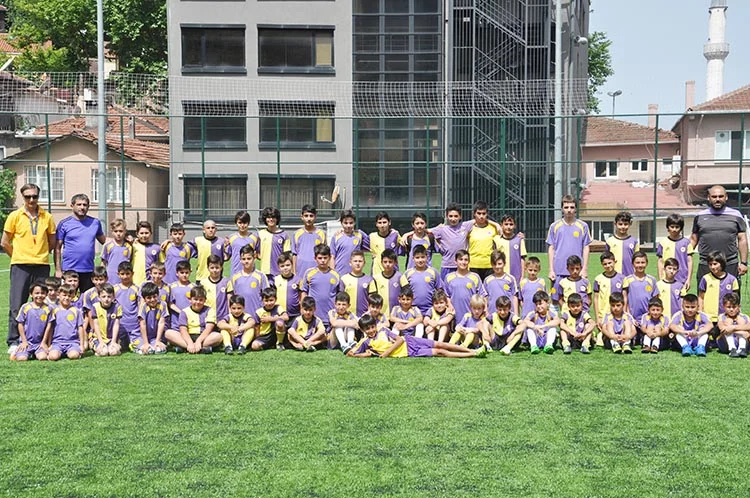 Çubukluspor Futbol Okulu sezonu açtı 1 cubuklu yaz okul 4 9bs T5Ql m