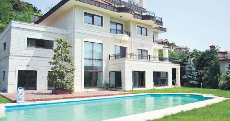 Beykoz'daki evinde gece yarısı şok yaşadı 1 demet2 JuBDY0RA3E