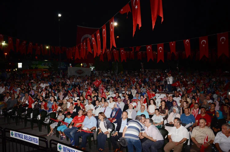 Beykoz demokrasi için yine ayaktaydı…. 2 demokrasi nobeti radyo 10 9FET8prDYt