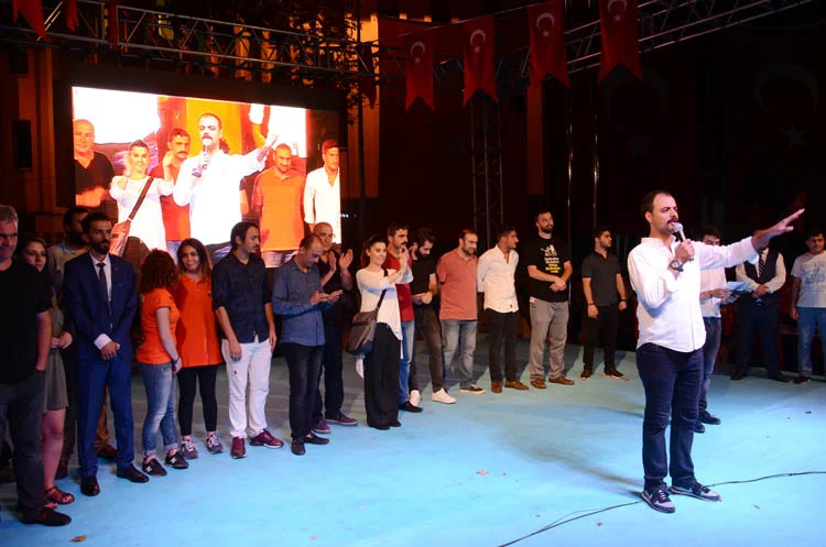 Beykoz demokrasi için yine ayaktaydı…. 3 demokrasi nobeti radyo 11 Qg pAsaKHD