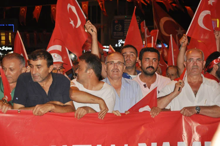 Beykoz demokrasi için yine ayaktaydı…. 6 demokrasi nobeti radyo 27 vgM3qoGtwv