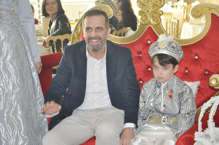 Deniz Ailesi'nin Beykoz’daki sünnet şöleni 1 deniz ailesinin beykoz daki sunnet soleni 9 orsjazaiCU