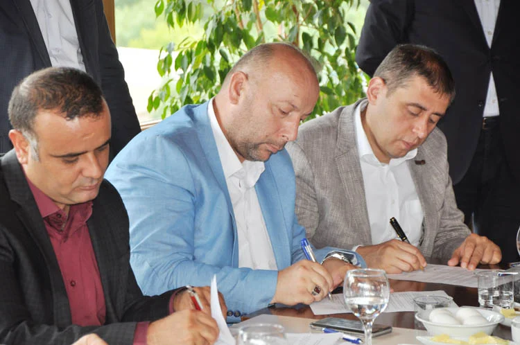 Beykoz darbeye karşı kenetlendi... Başkanlardan deklarasyon 7 derbe baskanlar 16 PZ45pMAy5g