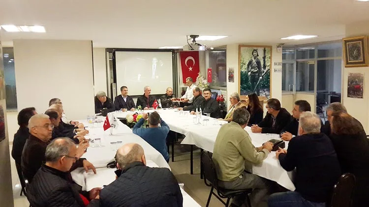 Ayşe Tunalı Beykoz'da dernek toplantısına katıldı 1 dern Wf7Byrcjot