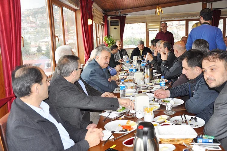 Beykoz Dernekler Birliği'nin demokratik çözümü 7 dernek 11 S7izicljTR