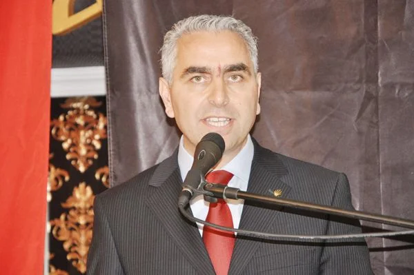 devrim mans UqyPIhHYo