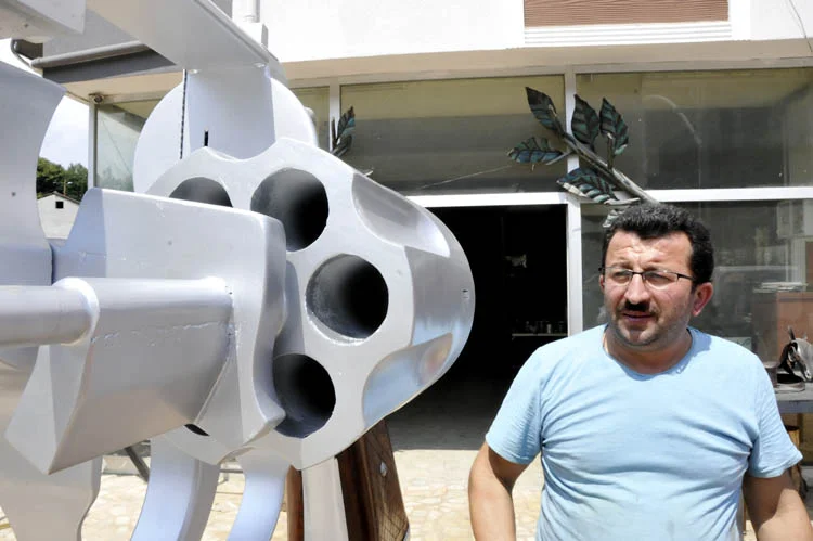 Dev silah Beykoz'da görücüye çıktı 4 devsilahbeykozdagorucuyecikti 1 pJdGhMJc7a