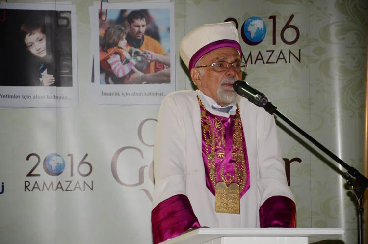 Dini liderler Beykoz'da iftar yaptı 4 dini liderler beykoz 12 Q333snCYFO