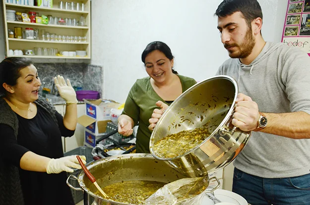 Beykozlu Doğu Karadenizliler İbrahim Can ile coştu 3 dogu karadeniz 2014 so eu1qX Wyg1