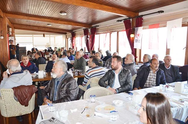 Doğu Perinçek’e Beykoz’da yoğun ilgi 1 dogu perincek beyk FodhhyaZMn