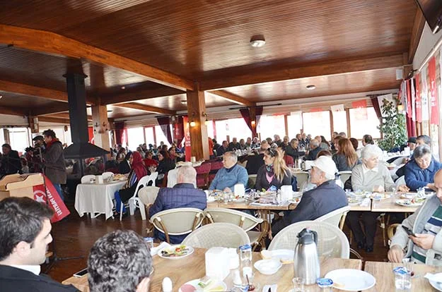 Doğu Perinçek’e Beykoz’da yoğun ilgi 4 dogu perincek beykoz 10 ZA8Q1e3K F