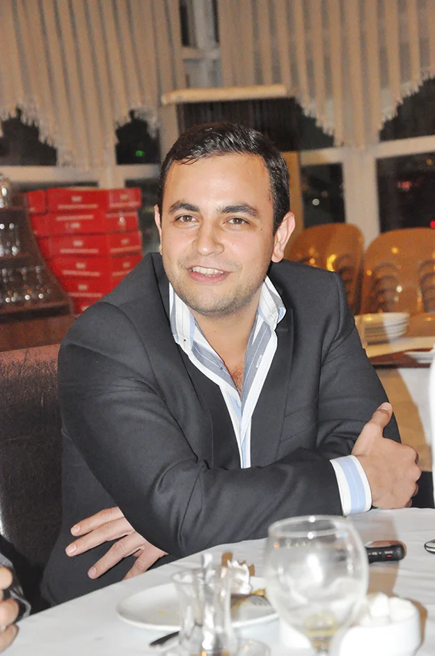 dostbeykoz aile yem JP LRo3QzK