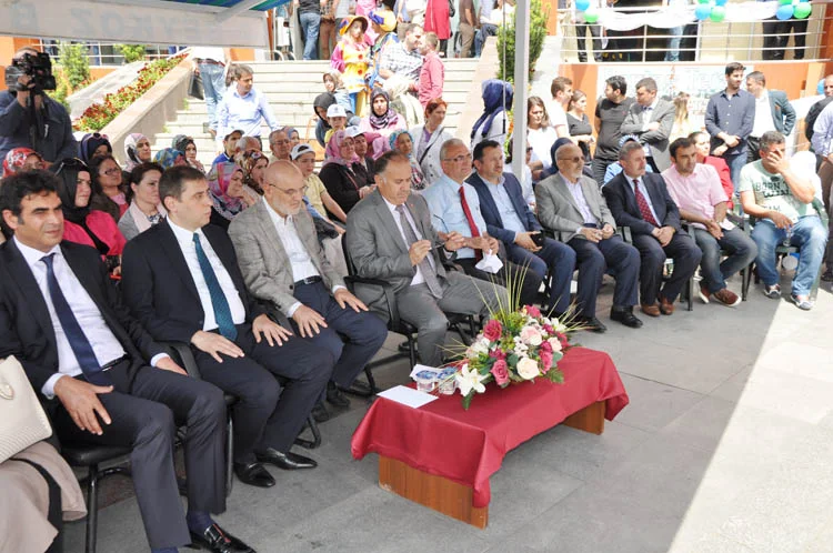 İhtiyaç sahiplerinin Beykoz'da bir marketi var 1 dsc 0525 4mToJgy6KG