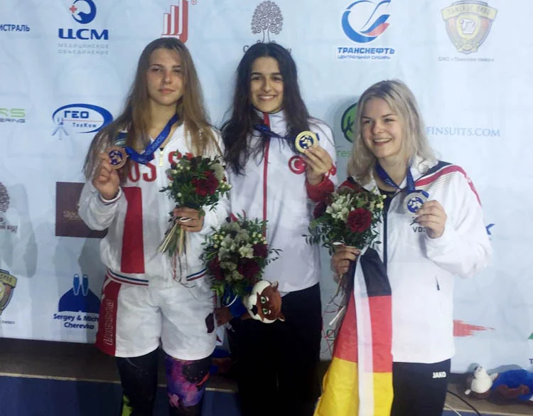 Dünyanın Paletli Yüzme Şampiyonu Beykoz'dan 2 dunyapalet nLVrUIuTL7