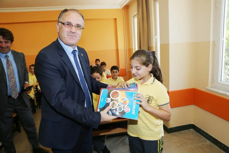 Beykoz’da eğitim heyecanı yeniden başladı 4 eg og beykoz 5 6zryUC6eMi