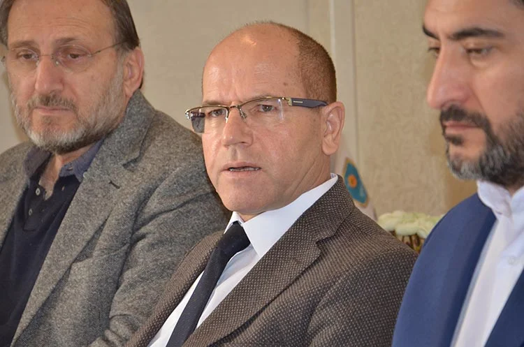 Fikr-i Asım Derneği Beykoz eğitimini irdeledi 4 egitim 4 8kfVfjfuQj