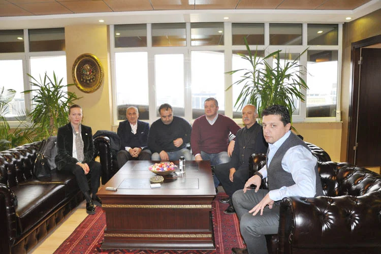 Beykoz Kızılayı'ndan emniyete taziye ziyareti 2 emn taz zi sec