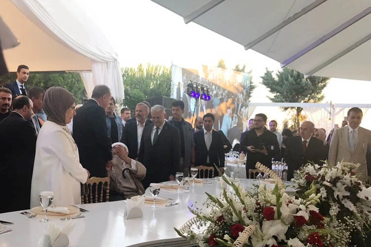 Erdoğan, Güneysuluların düğünü için Beykoz'da 4 erdogan gundogan dugu VOl 8VSq31