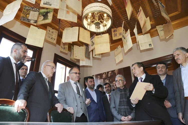 Beykoz'da Mehmet Akif Ersoy Şiir Müzesi açıldı 5 ers 7 M67rzNaX