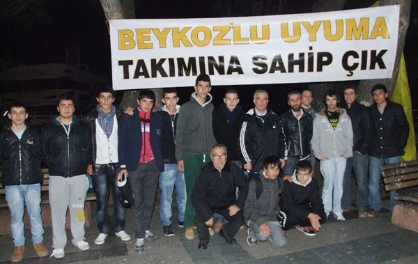 Beykoz taraftarı oturma eylemi başlattı 1 eylem hab jlBMQby9oA