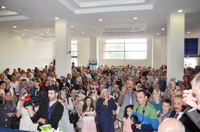 Beykoz’un Fahri Muhtarı evlendi 1 fahri muht Fvb3 0L5iQ