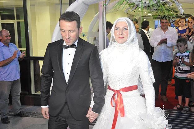 Nikah Beykoz'da kıyıldı, düğün Samsun'da... 2 fatih yilmaz dugun 201 RouC4kOJZp