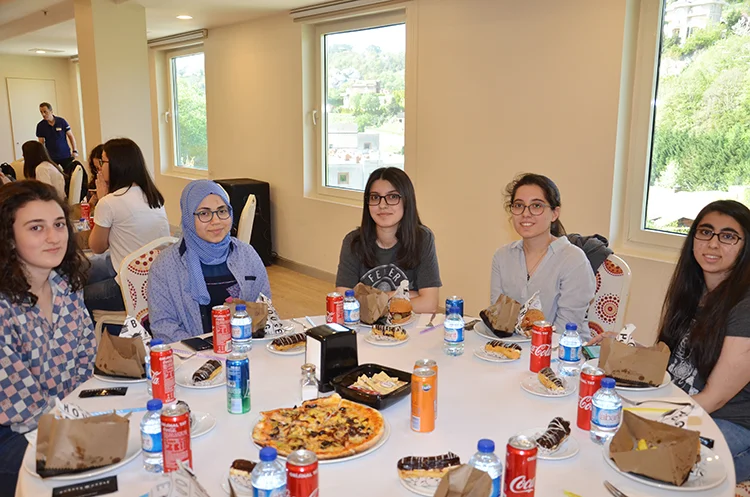 Artvin’in Beykoz’daki gönül kapısı İsmet Acar 6 fen lisesi ismet acar 13 a4nfrrnkV