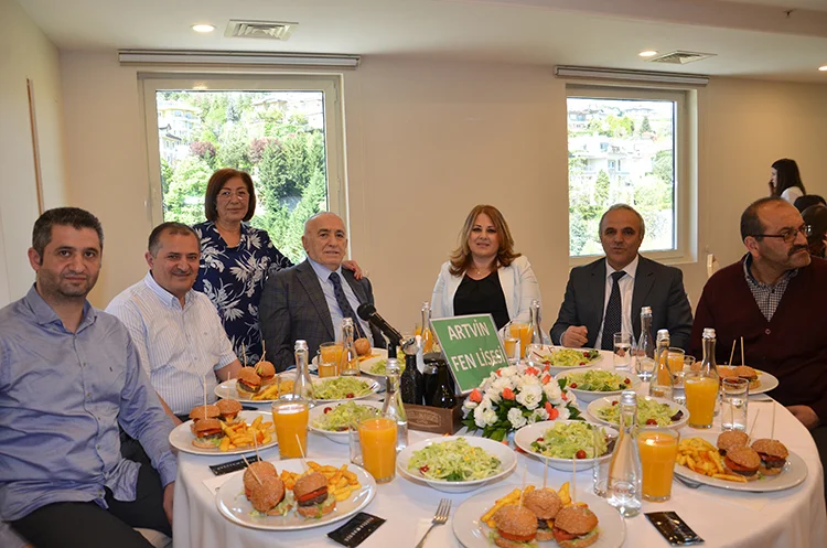 Artvin’in Beykoz’daki gönül kapısı İsmet Acar 2 fen lisesi ismet acar 16 GPFAdzWvWZ