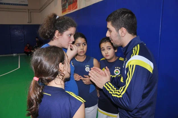 Paşa'dan Fener'e tarihi fark: 60-16 1 fener pasa basket 11 mt7KNNac H
