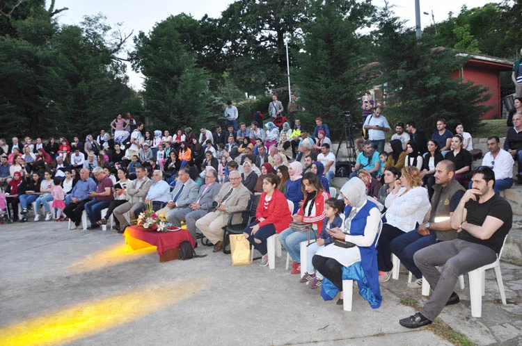 Polonezköy'de festival, Beykoz kirazıyla tatlandı 2 festival kiraz sec 1 lCt6PFbcEc