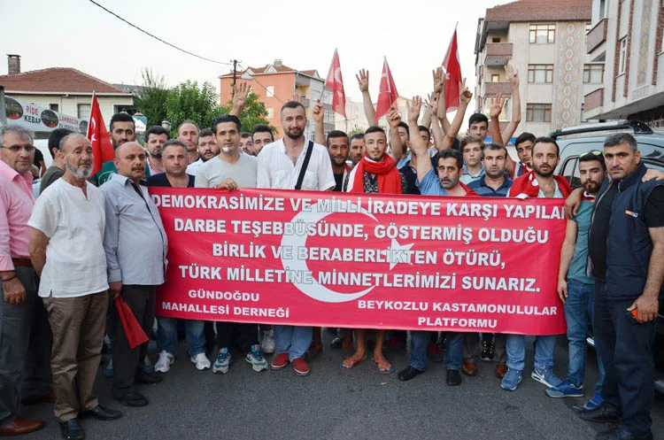 Beykoz'da Demokrasi Nöbeti sürüyor 4 feto pdy ikinci gu jqNCPqPFAr