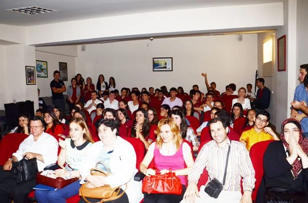 Beykoz’dan bir Orhan Veli geçti 1 fevzi cakmak orhan ve V5 Dn0GVlO