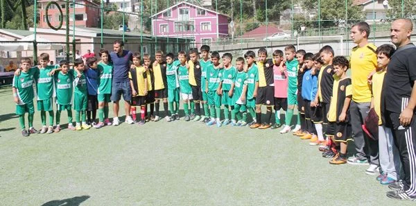 furkan boy LlR9 GhaT2