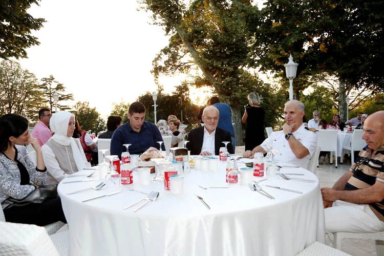Beykoz Kaymakamlığı, gazileri yemekte ağırladı 2 gazi yemek 19eylul 1 VBlnOrWKJt