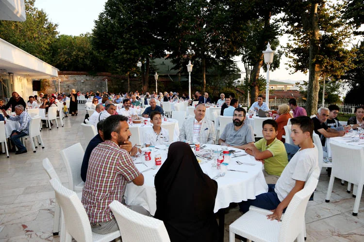 Beykoz Kaymakamlığı, gazileri yemekte ağırladı 1 gazi yemek 19eylul