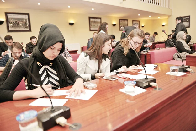 genc mecl HbIwH4vG0H