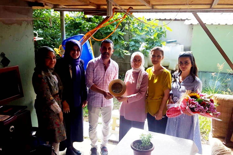 AK Partili Gençler, şehit ailelerini ziyaret etti 1