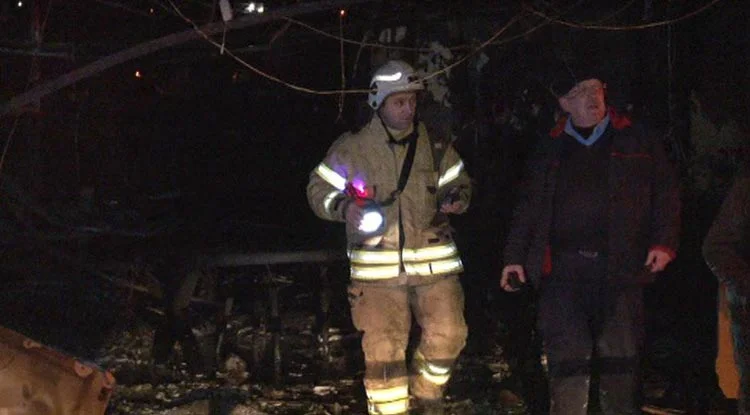 Beykoz Görele Mahallesinde restoran yandı 1 gorel yangin 3 LerugR9KYy